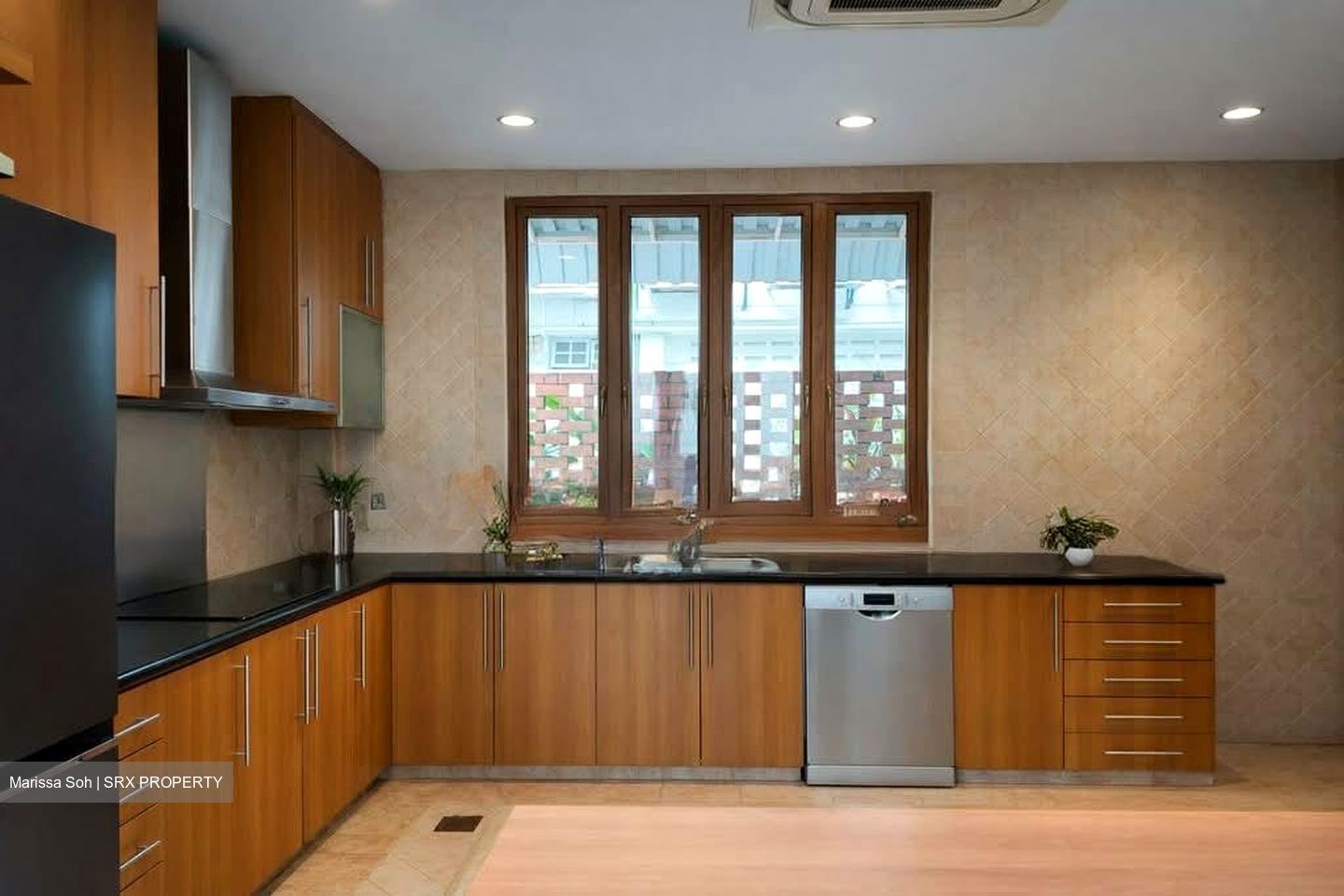 Holland Road (D10), Detached #574637861